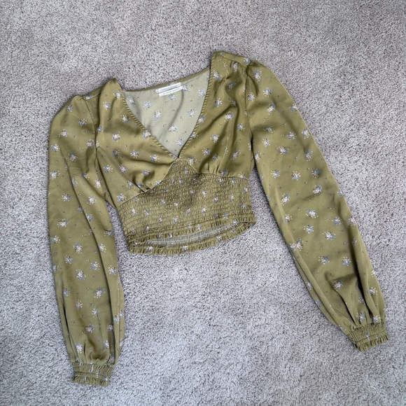 Urban Outfitters Tops - Urban outfitters green satin floral v-neck cropped blouse